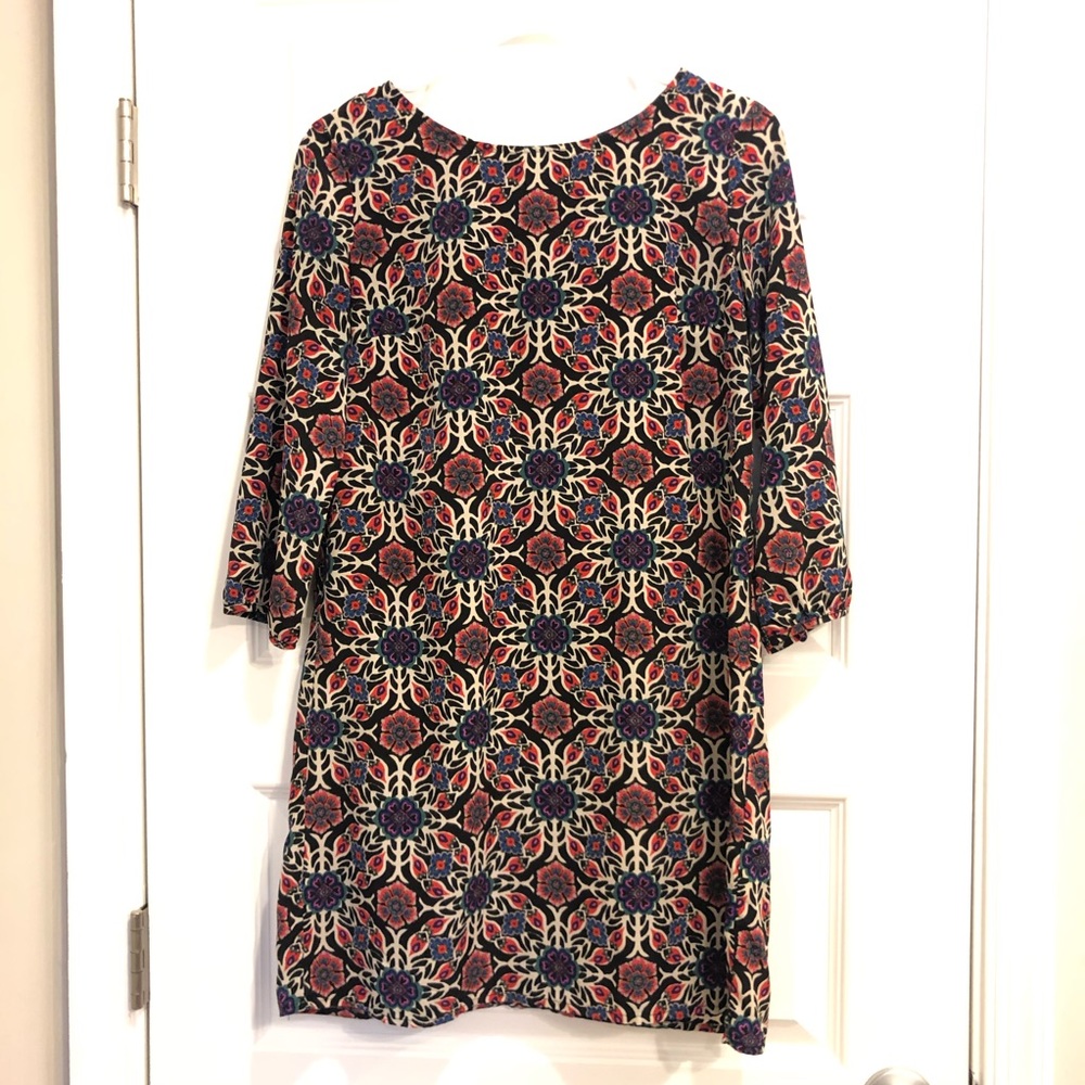 Old Navy multi-color floral print shift dress in S
